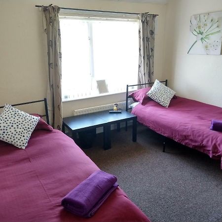 Rowe Gardens - Self Catering - Guesthouse Style - Comfortable Twin Or Double Rooms - Quiet Residential Area Workington Zewnętrze zdjęcie