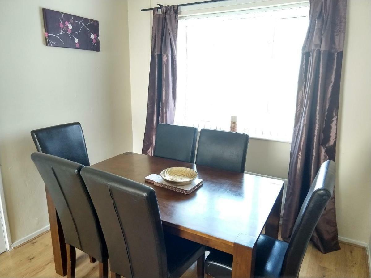 Rowe Gardens - Self Catering - Guesthouse Style - Comfortable Twin Or Double Rooms - Quiet Residential Area Workington Zewnętrze zdjęcie